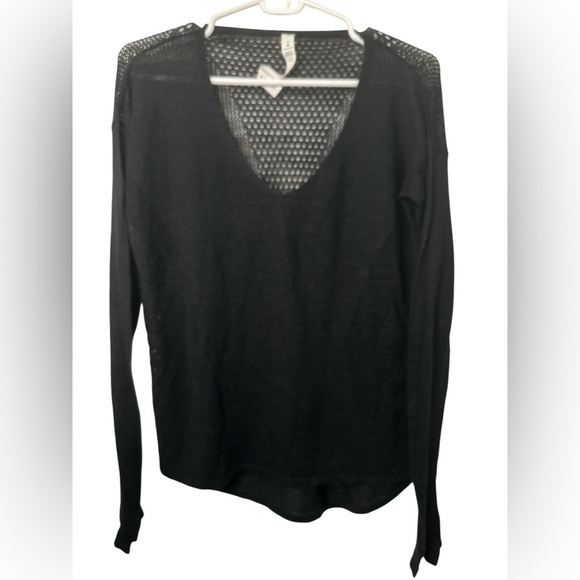 Lululemon Still Movement Sweater
Black Vneck - Picture 1 of 8